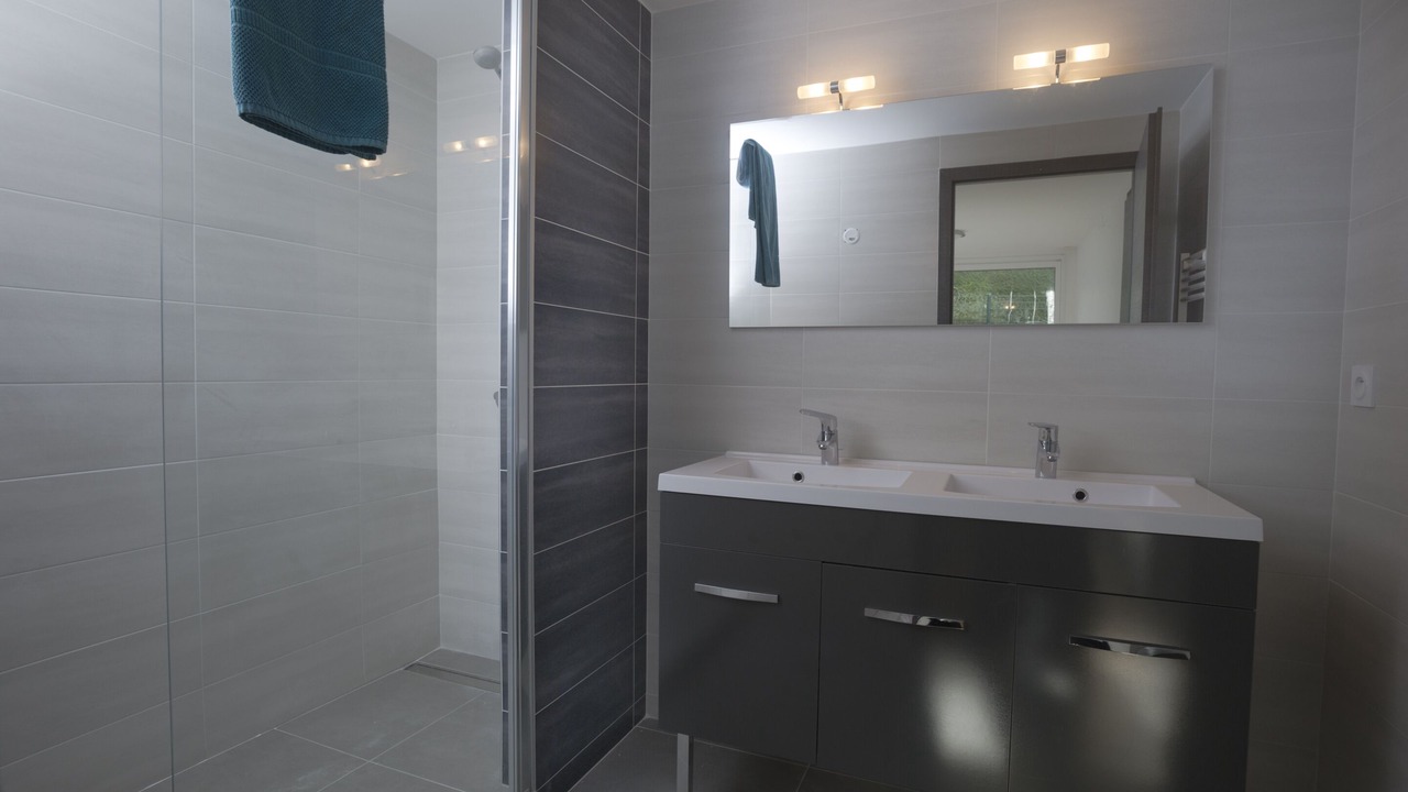 Photo of Bathroom in Cessenaz