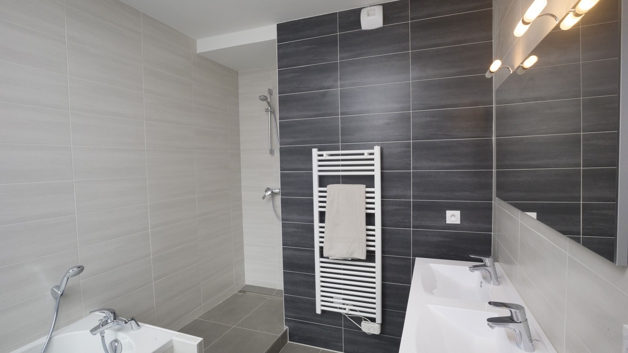 Photo of Bathroom in Cessenaz