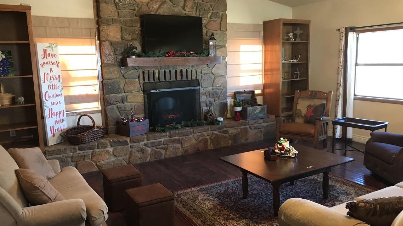 Photo of Livingroom in Buffalo Gap
