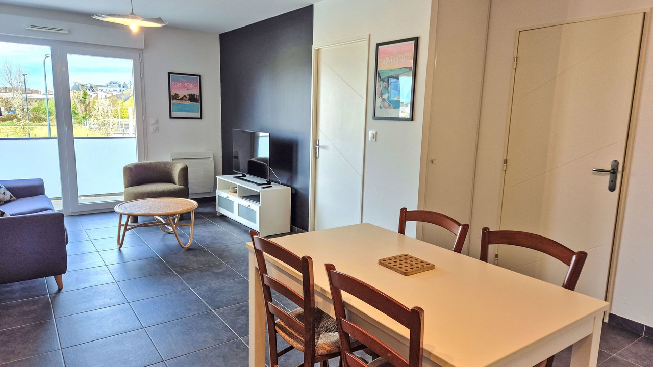 Photo of Bedroom in Esperance-Cottages