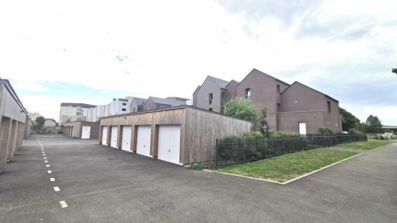 Photo of Others in Esperance-Cottages