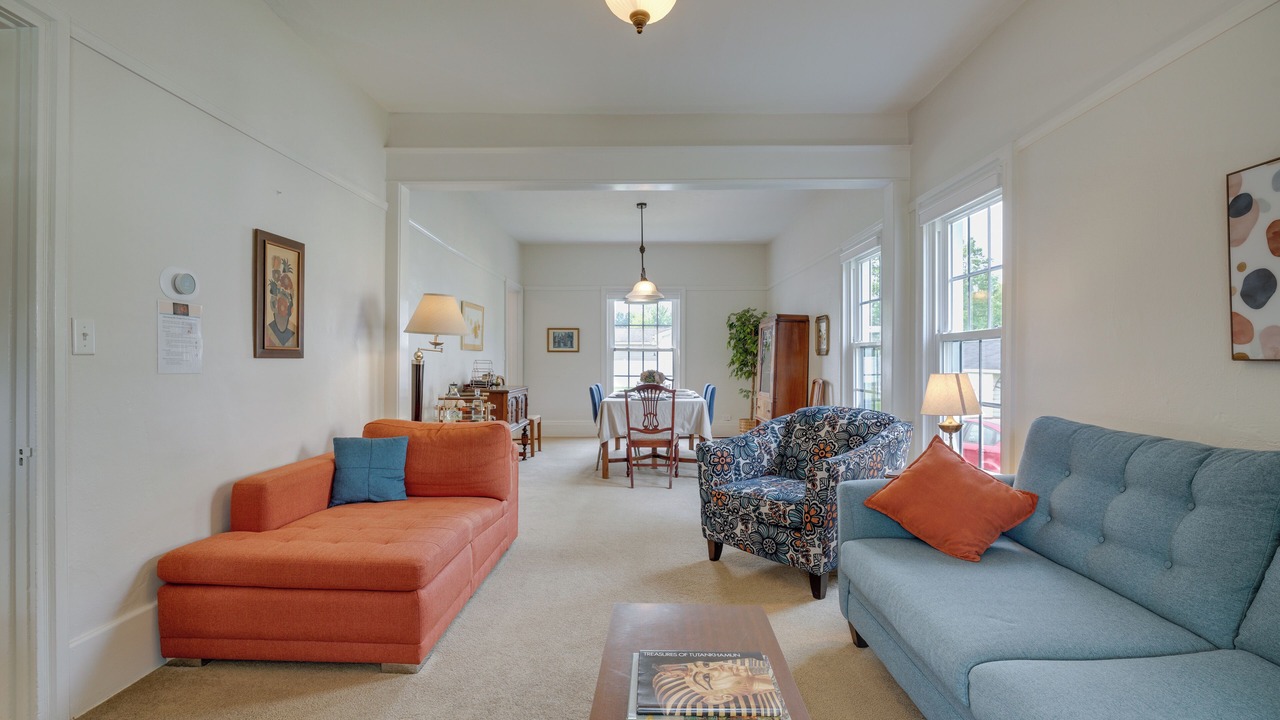 Photo of Livingroom in Lancaster