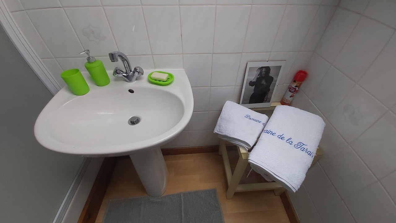 Photo of Bathroom in Calorguen