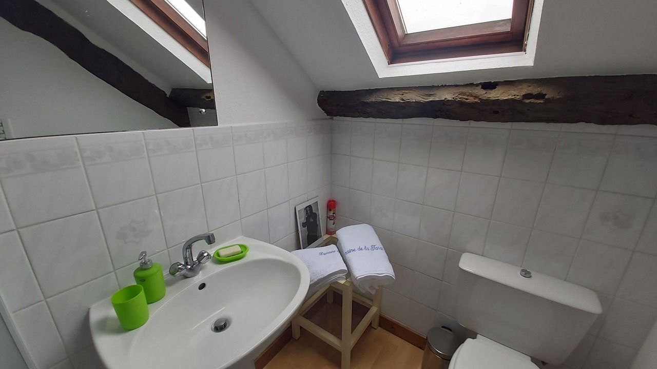 Photo of Bathroom in Calorguen