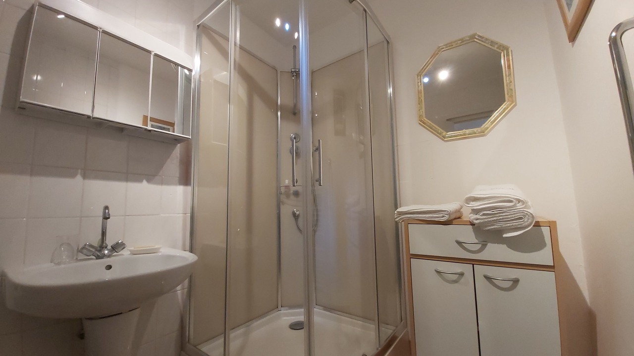 Photo of Bathroom in Calorguen