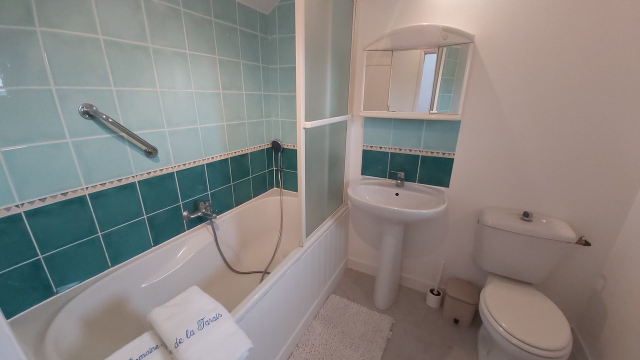 Photo of Bathroom in Calorguen