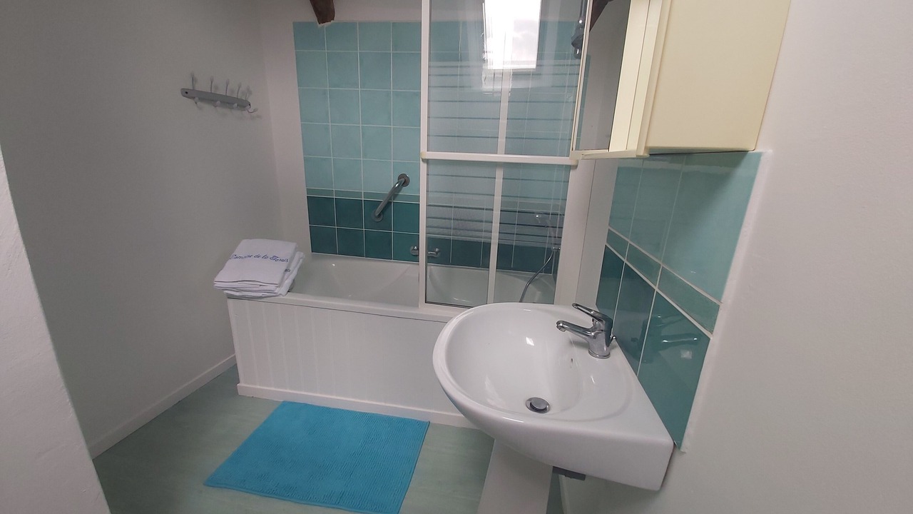 Photo of Bathroom in Calorguen