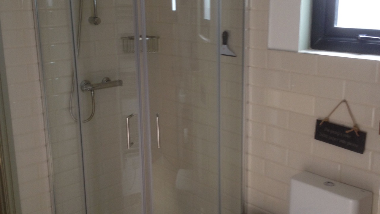 Photo of Bathroom in Shanklin