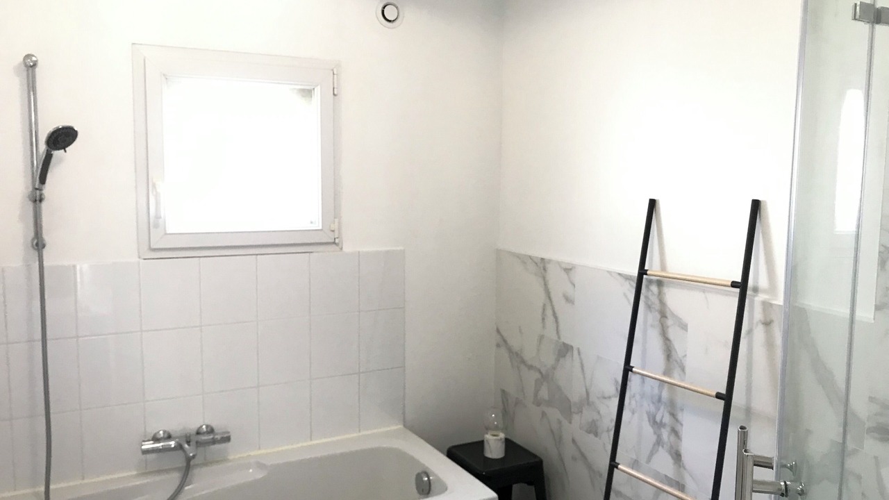 Photo of Bathroom in Sainte-Therese - Quineleu