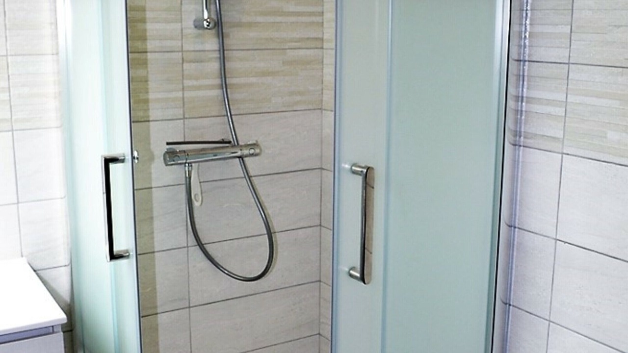 Photo of Bathroom in Tauxigny