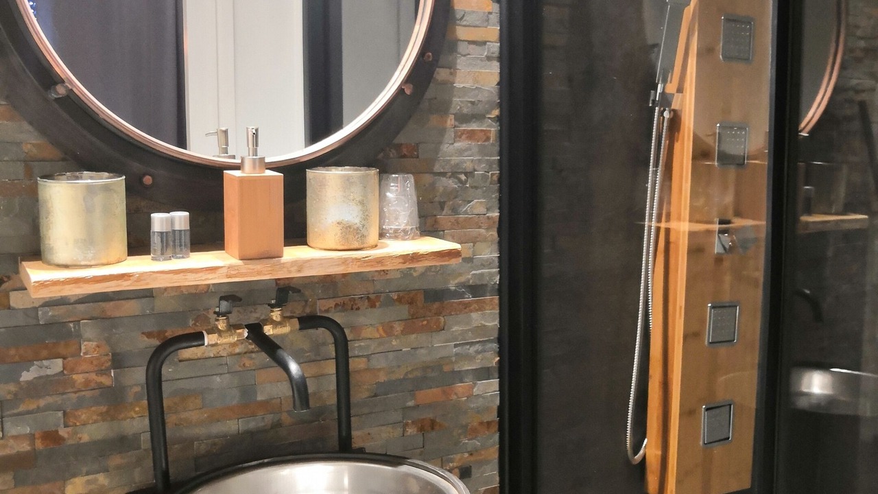 Photo of Bathroom in Saint-Quentin