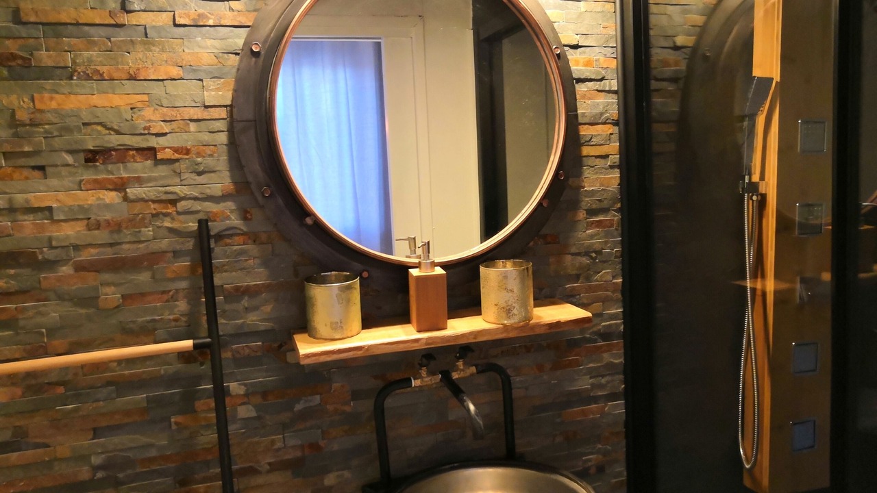 Photo of Bathroom in Saint-Quentin
