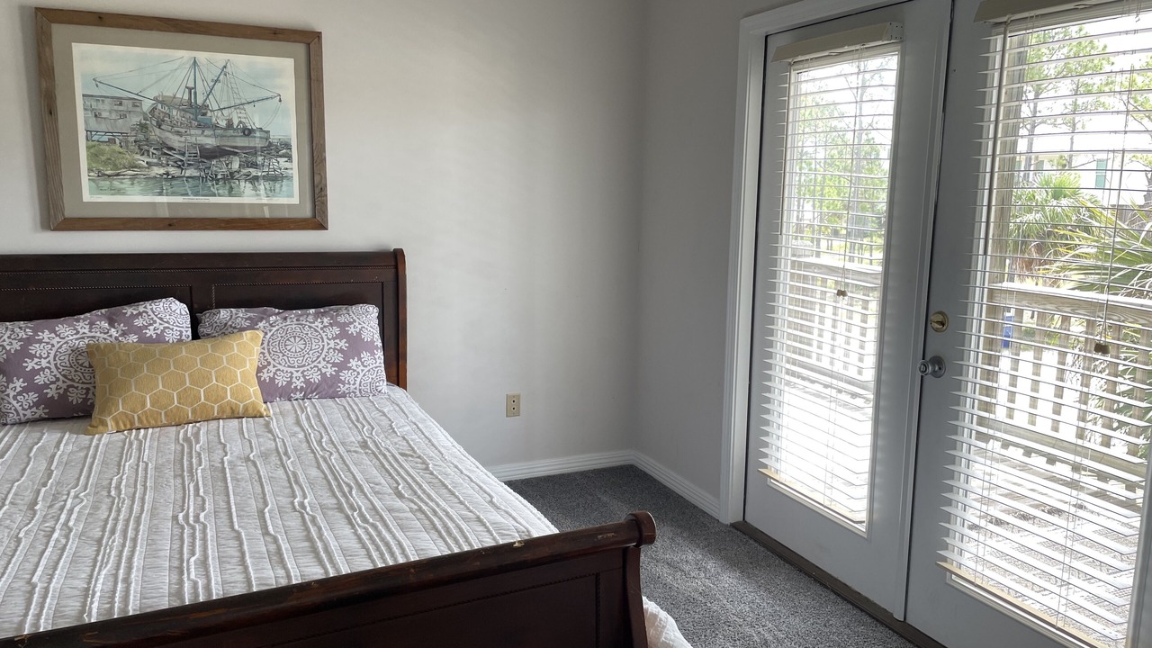 Photo of Bedroom in Audubon Place