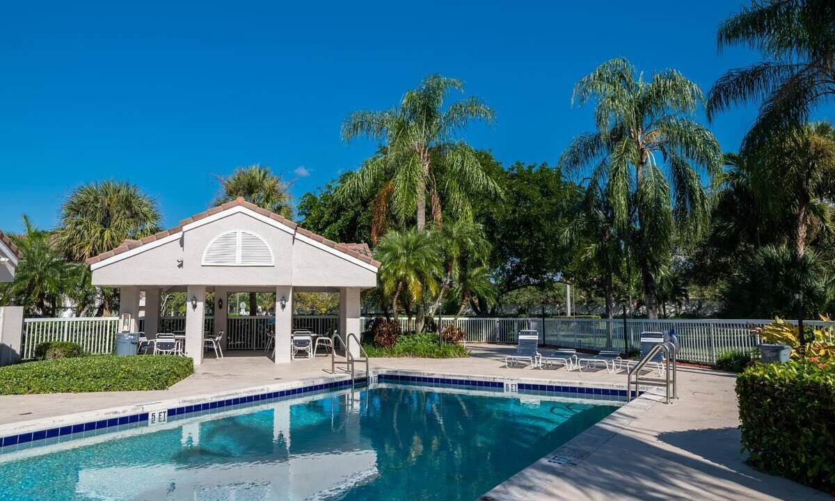 Photo of Outdoor in Pembroke Pines
