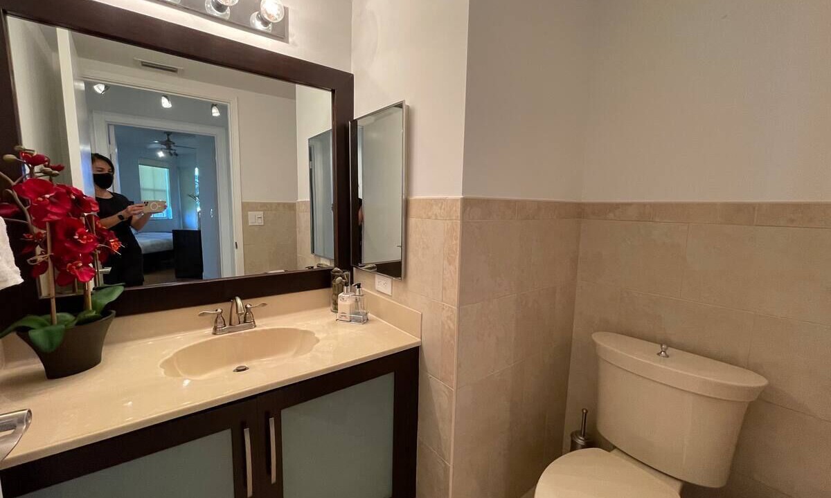 Photo of Bathroom in Pembroke Pines