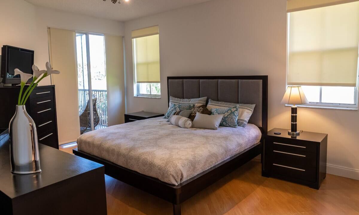 Photo of Bedroom in Pembroke Pines