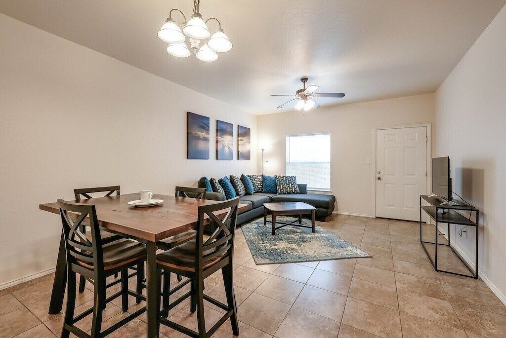 Photo of Livingroom in Medical Center District