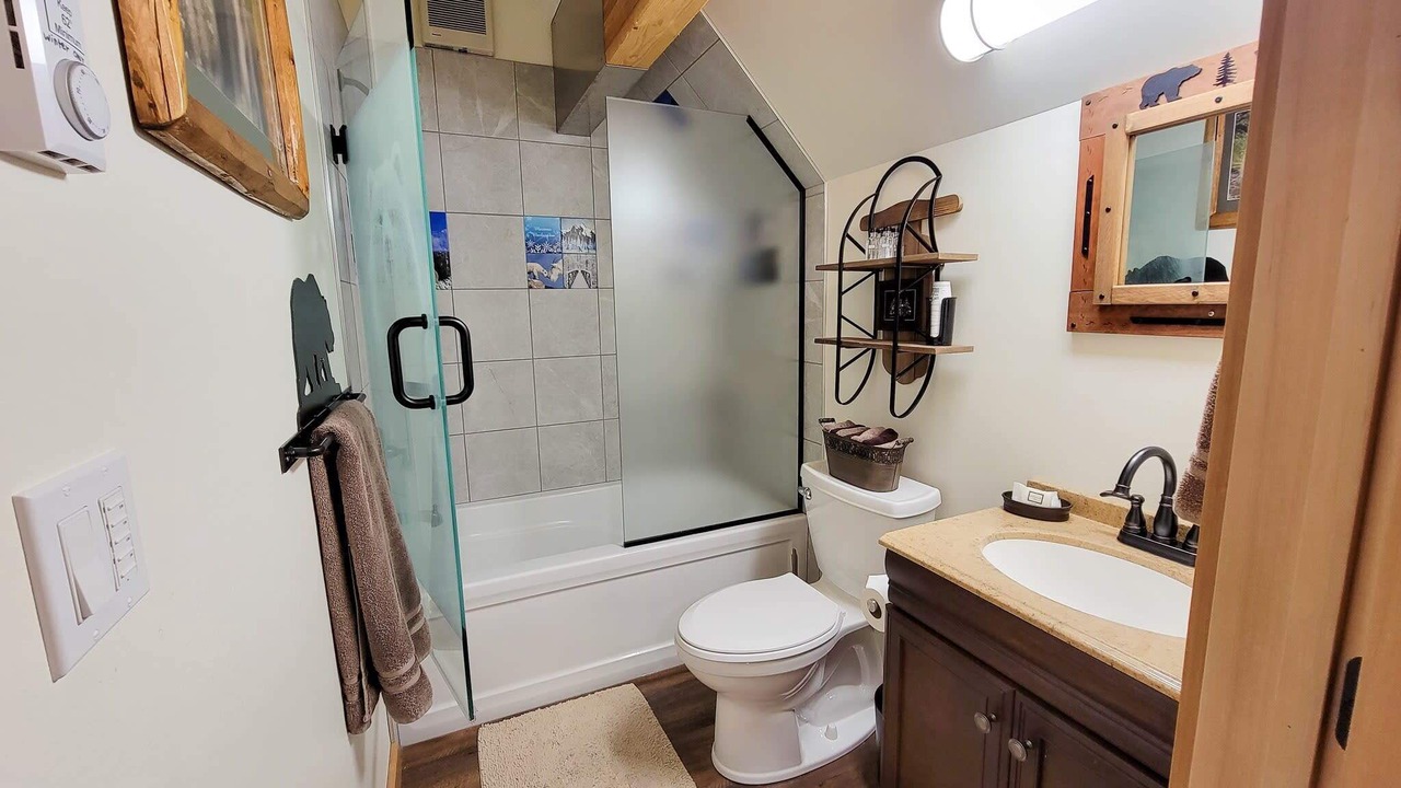 Photo of Bathroom in Mazama