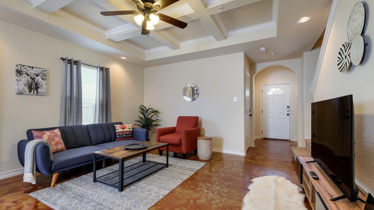 Photo of Livingroom in Selma