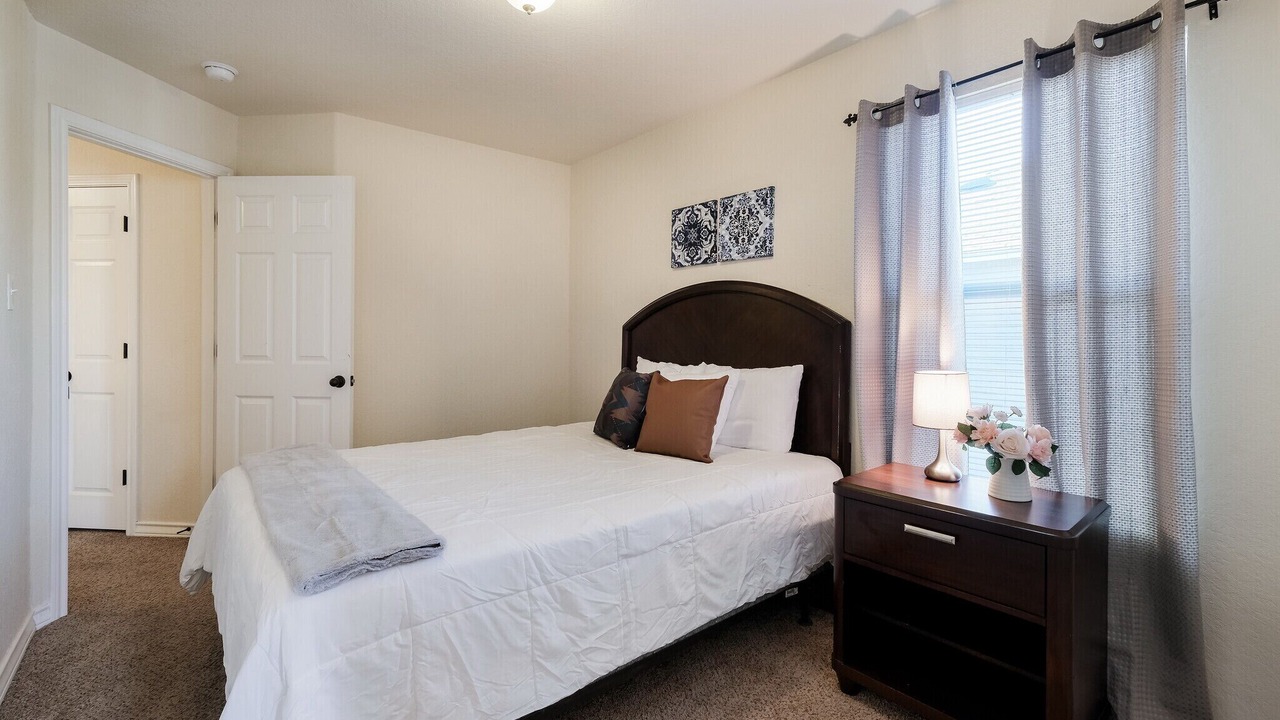 Photo of Bedroom in Selma