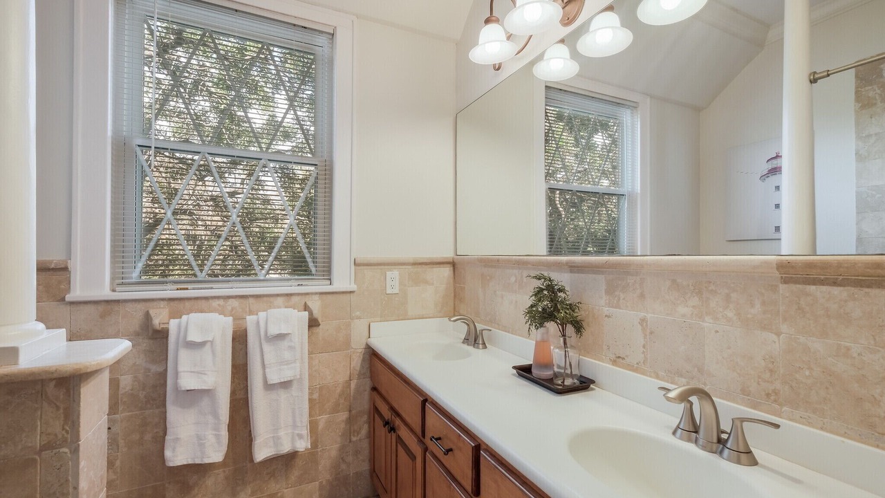 Photo of Bathroom in Alta Vista