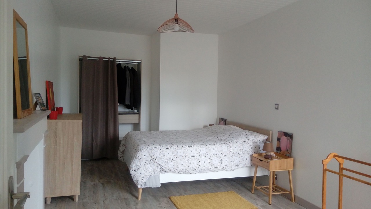 Photo of Bedroom in Caulnes