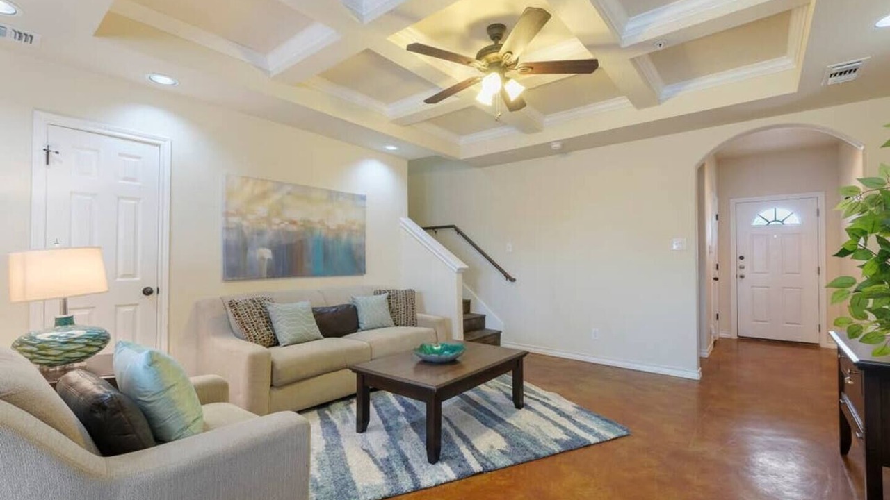 Photo of Livingroom in Selma