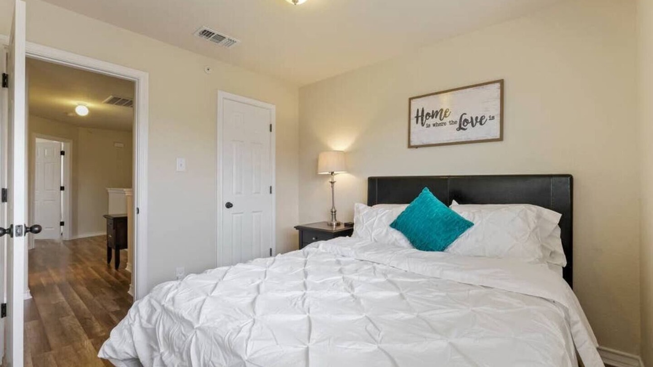 Photo of Bedroom in Selma