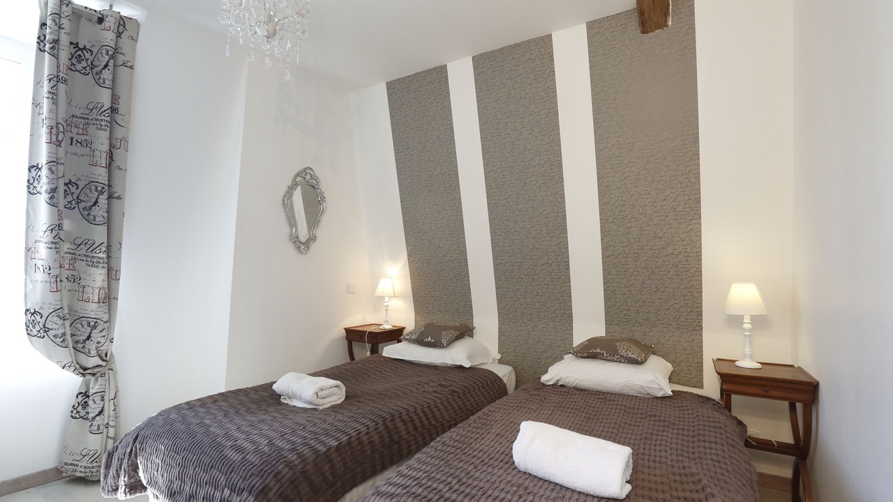 Photo of Bedroom in Chinon