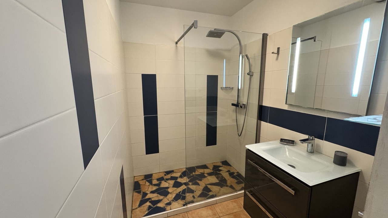 Photo of Bathroom in Banyuls-sur-Mer