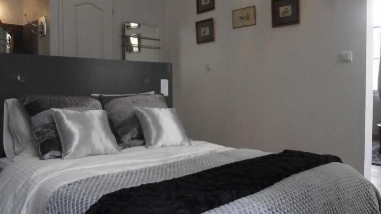 Photo of Bedroom in Chinon