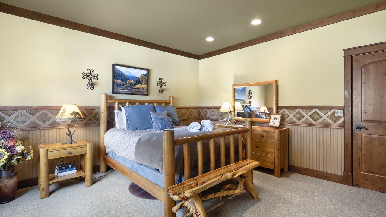 Photo of Bedroom in Pleasant Valley