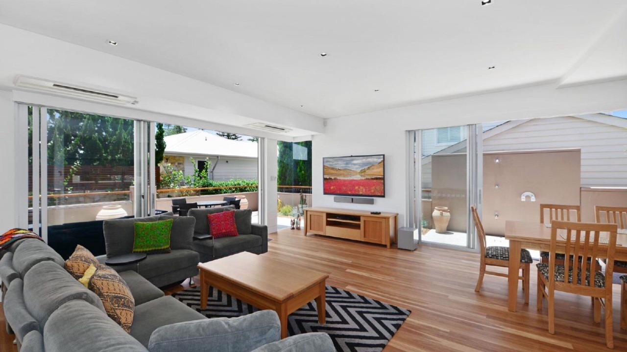 Photo of Livingroom in Avoca Beach