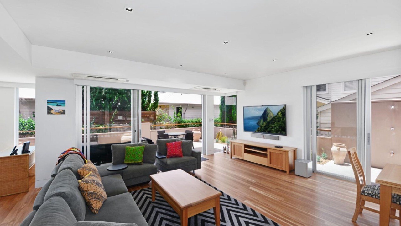 Photo of Livingroom in Avoca Beach