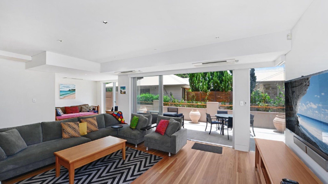Photo of Livingroom in Avoca Beach