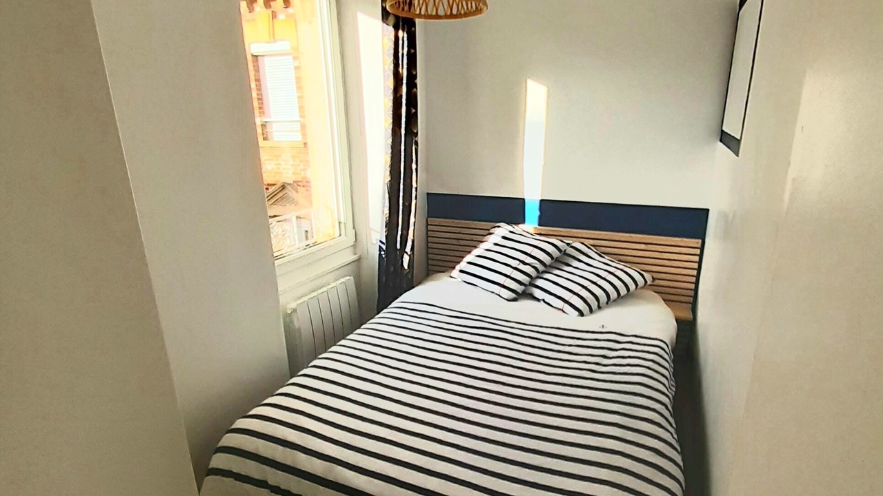 Photo of Bedroom in Luc-sur-Mer