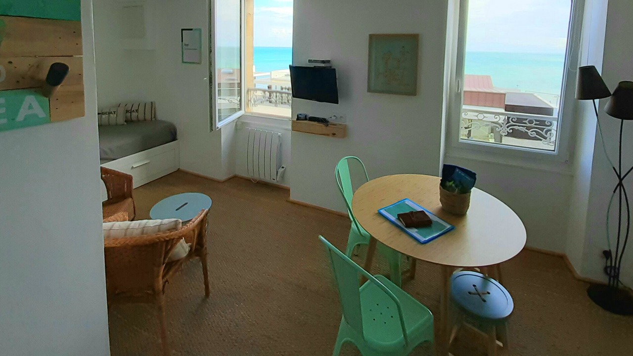 Photo of Others in Luc-sur-Mer