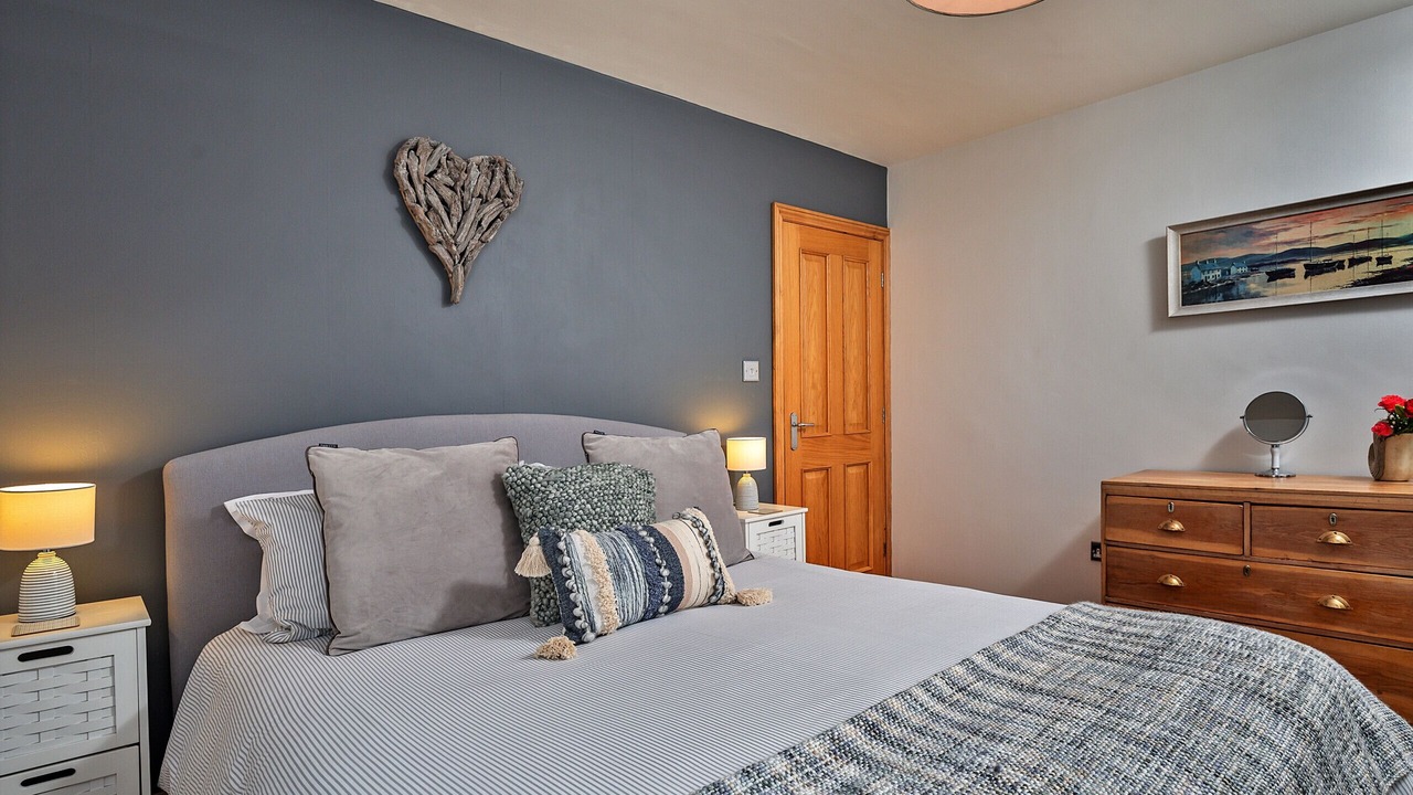 Photo of Bedroom in West Cliff