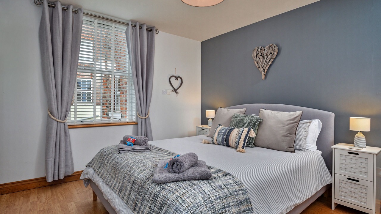 Photo of Bedroom in West Cliff