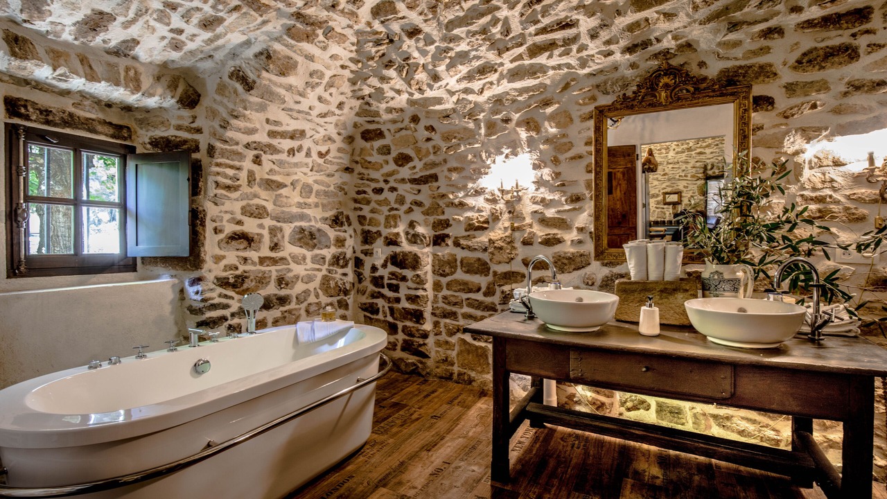 Photo of Bathroom in Banne