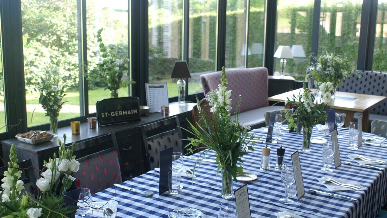 Photo of Others in Etaule