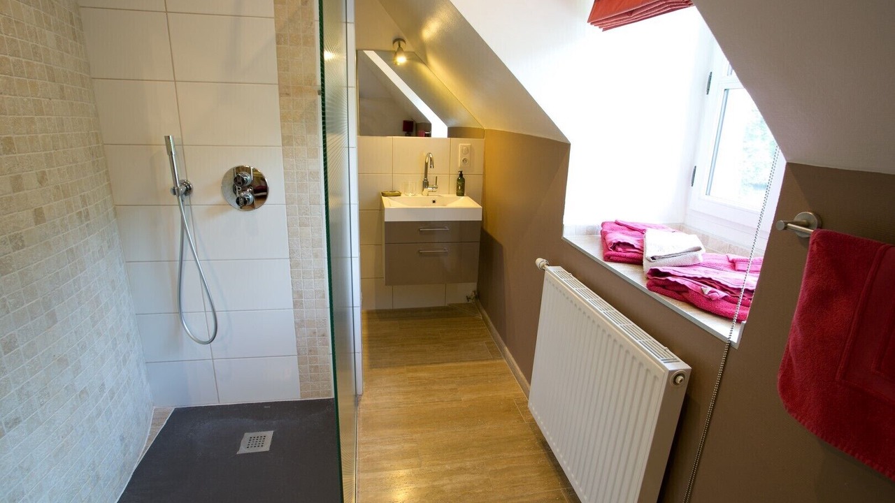 Photo of Bathroom in Etaule