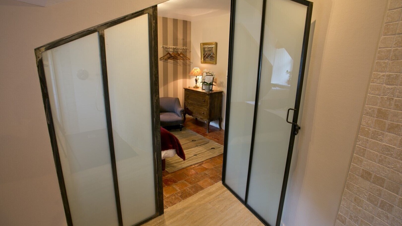 Photo of Others in Etaule