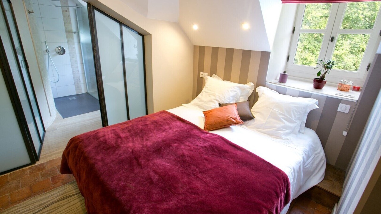 Photo of Bedroom in Etaule