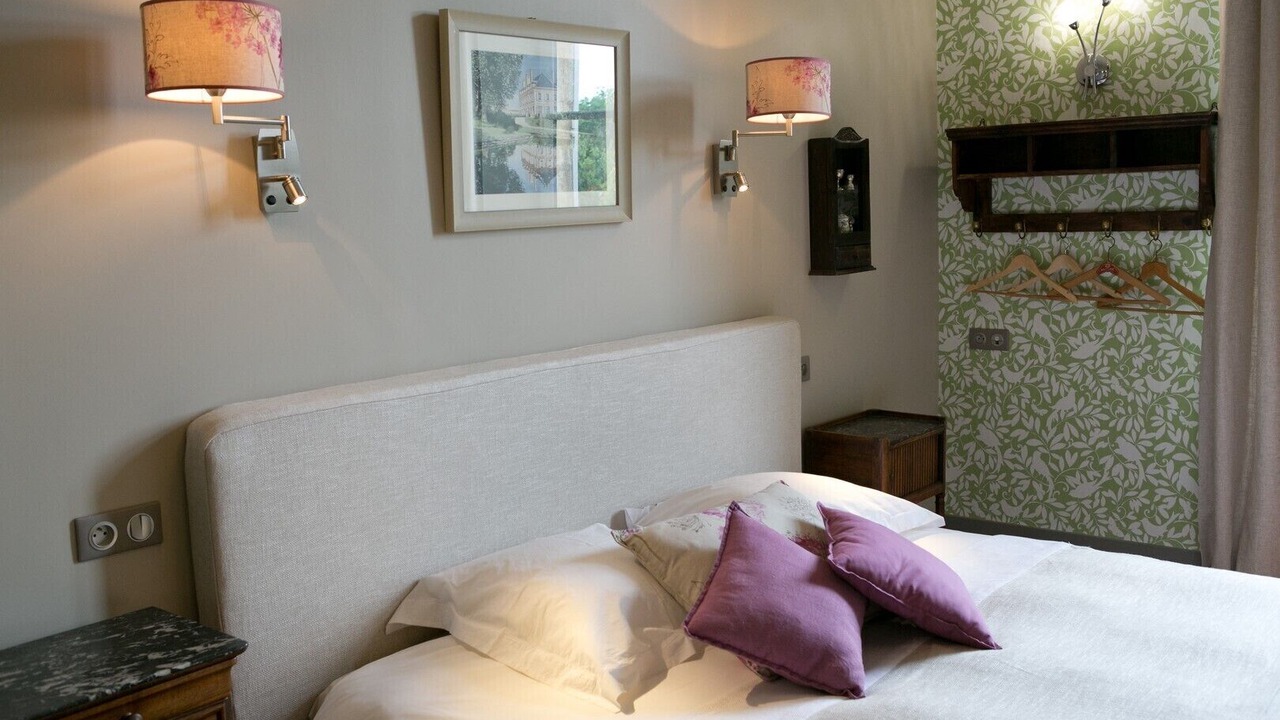 Photo of Bedroom in Etaule