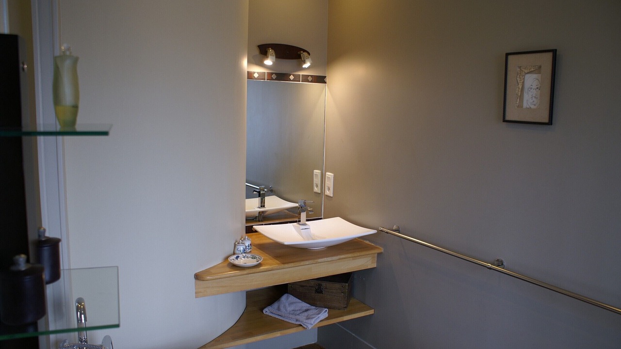 Photo of Bathroom in Etaule