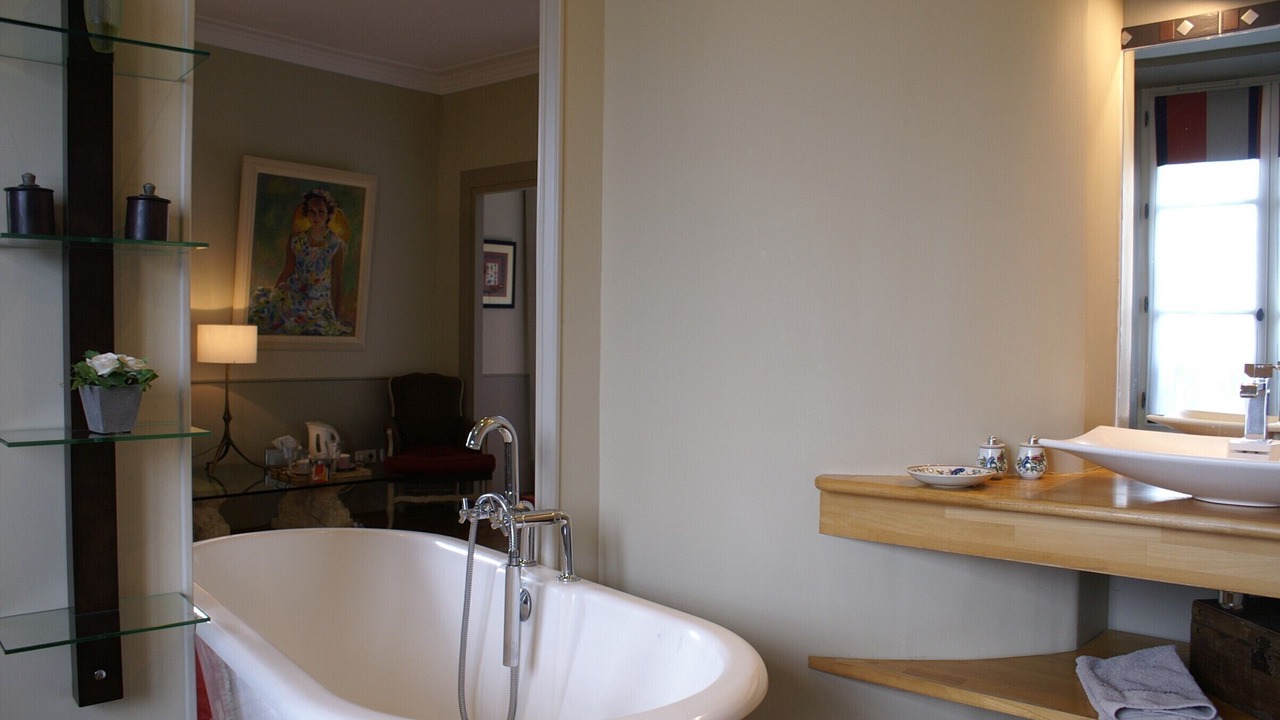 Photo of Bathroom in Etaule