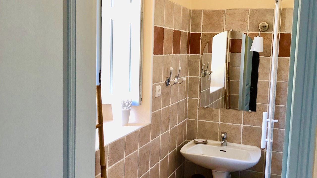 Photo of Bathroom in Savonnieres