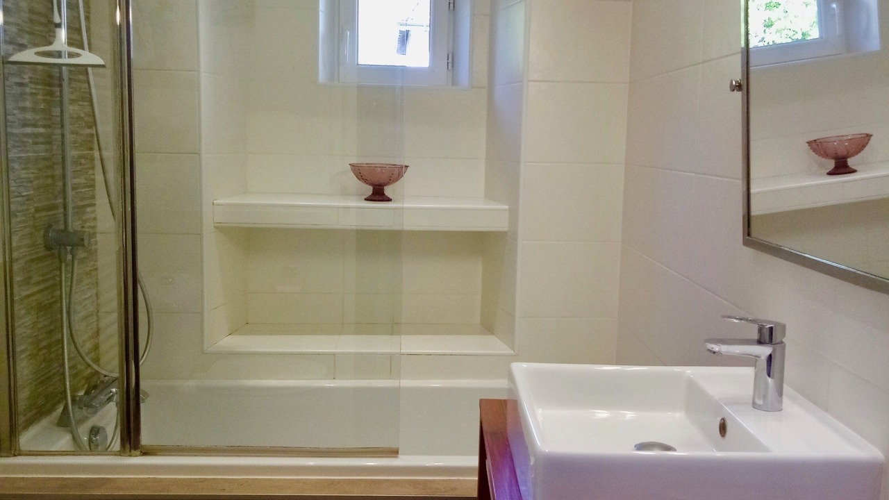 Photo of Bathroom in Savonnieres