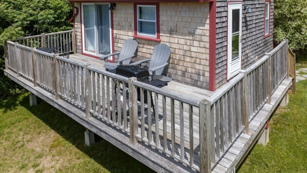 Photo of Patio Balcony in Salsbury Cove